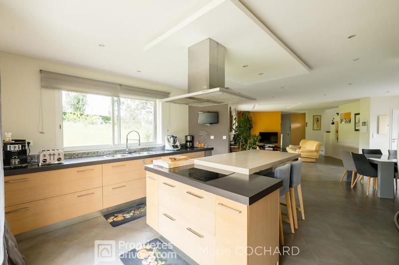 Maison - 160 m² - 6 pièces