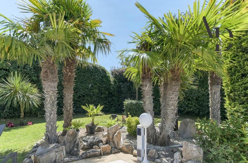 Maison - 285 m² - 7 pièces