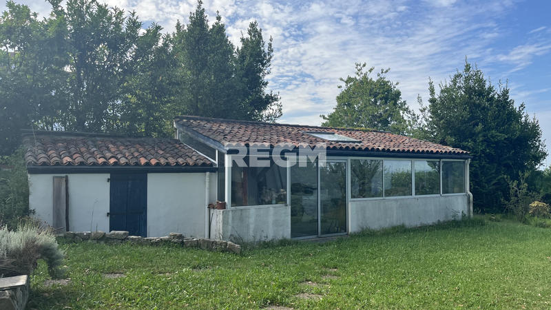 Maison - 200 m² - 7 pièces