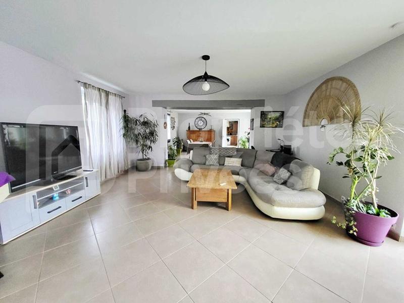 Maison - 177 m² - 7 pièces