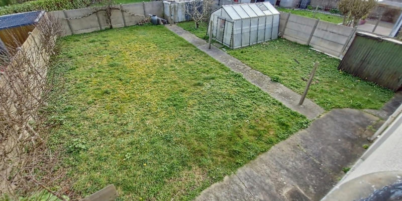 Maison - 101 m² - 7 pièces