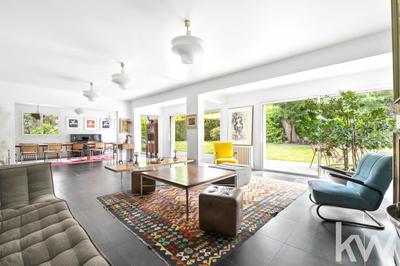 Maison d'architecte - 307 m² - 10 pièces