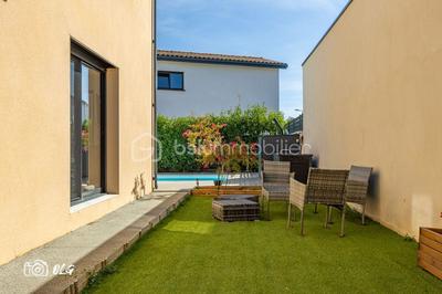 Maison - 107 m² - 4 pièces