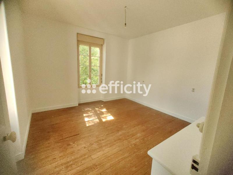 Maison - 178 m² - 6 pièces