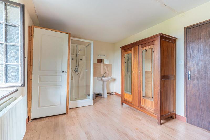 Pavillon - 360 m² - 9 pièces