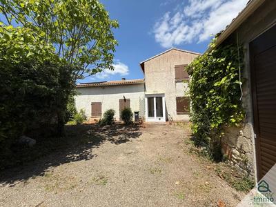 Maison de village - 132 m² - 5 pièces