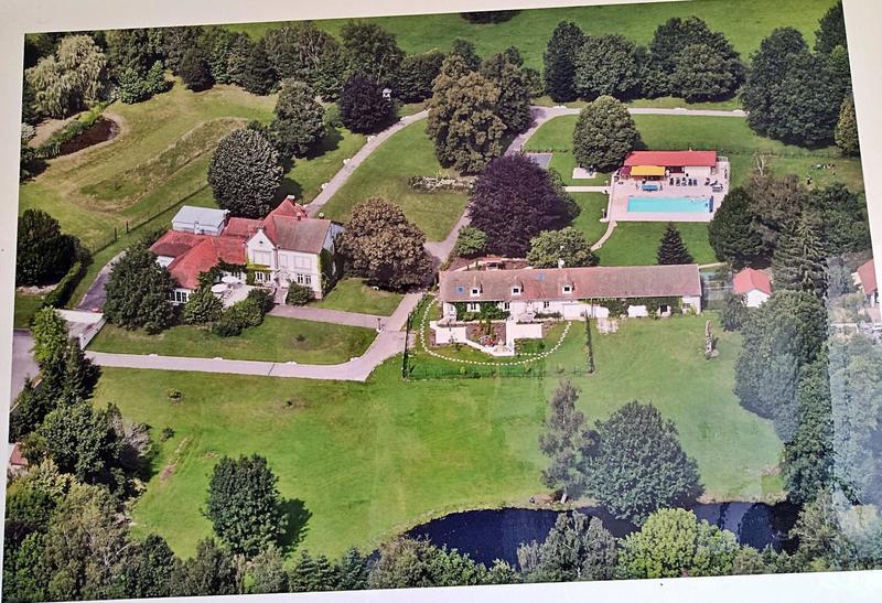 Maison - 761 m² - 16 pièces