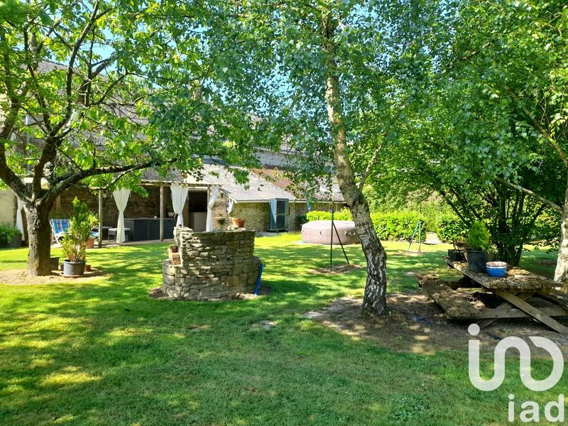 Maison - 210 m² - 8 pièces