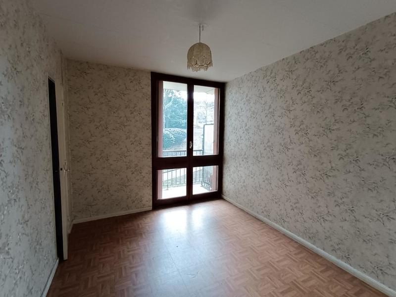 Appartement - 84 m² - 5 pièces