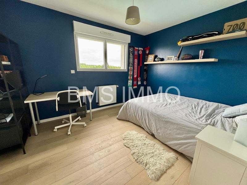 Maison - 245 m² - 6 pièces