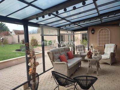 Maison - 203 m² - 10 pièces