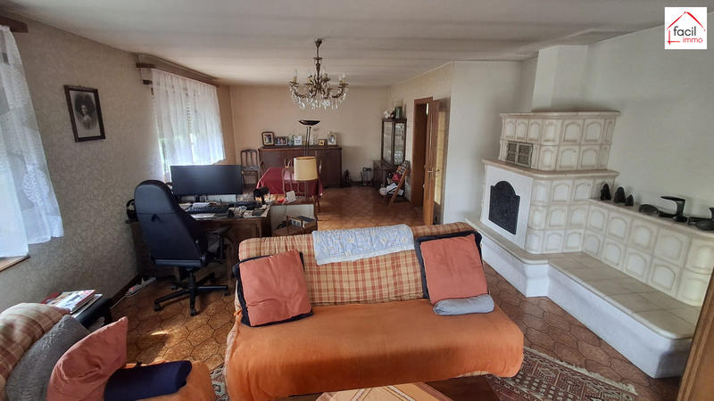 Maison - 250 m² - 9 pièces