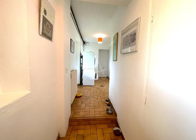 Haras - 250 m² - 11 pièces