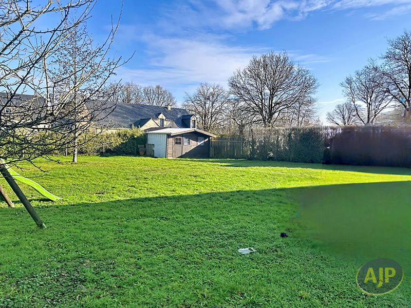 Maison - 87 m² - 5 pièces