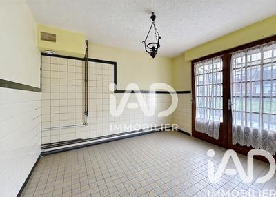 Maison - 95 m² - 5 pièces