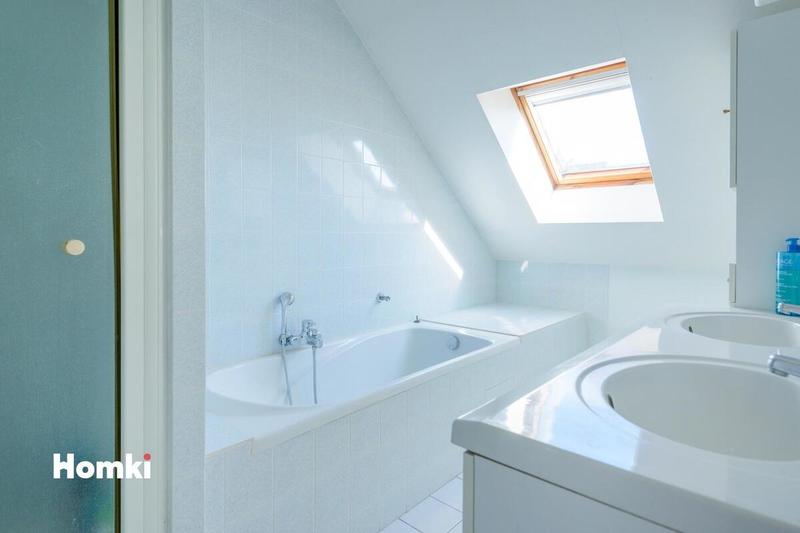 Maison - 122 m² - 4 pièces