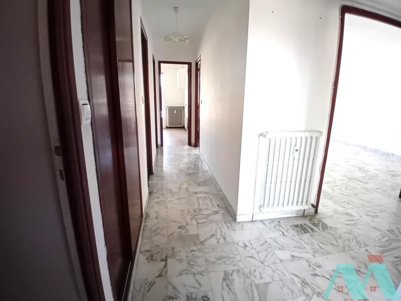 Appartement - 93 m² - 3 pièces