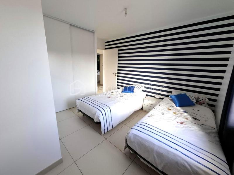 Maison traditionnelle - 156 m² - 6 pièces