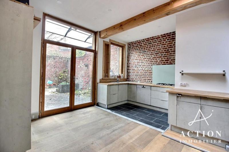 Maison - 142 m² - 7 pièces