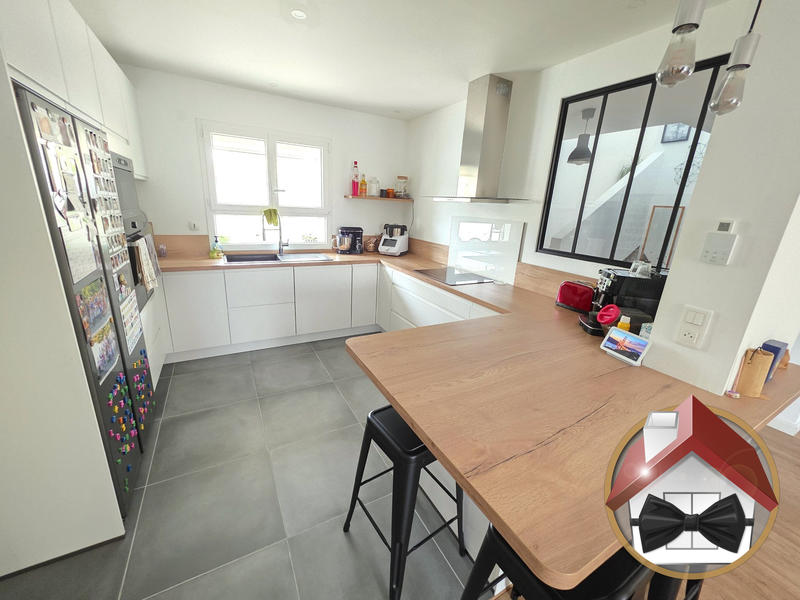 Maison - 148 m² - 6 pièces