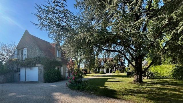 Longère - 198 m² - 6 pièces