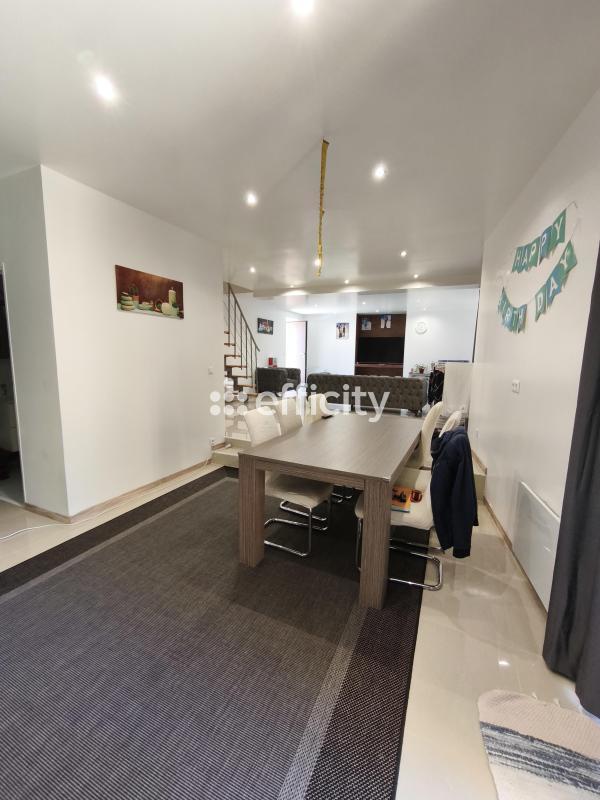 Maison - 125 m² - 5 pièces