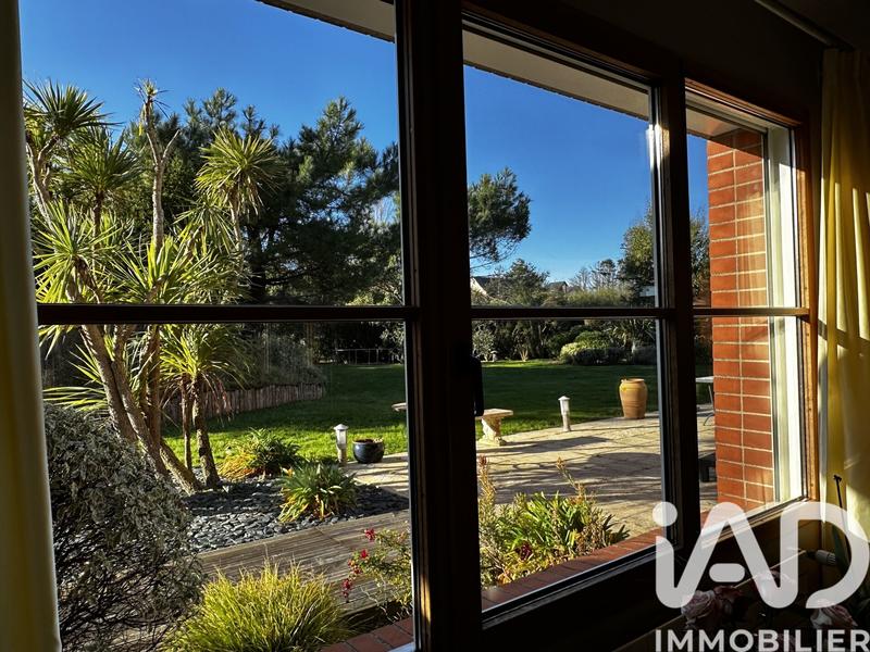 Maison - 388 m² - 10 pièces