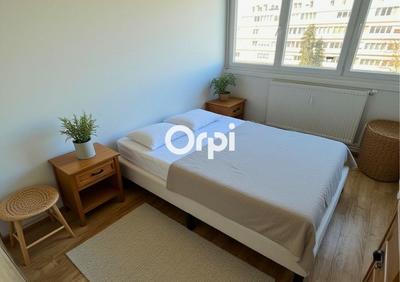 Appartement - 72 m² - 4 pièces