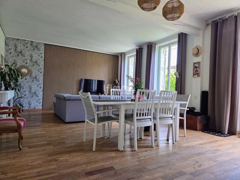 Maison - 105 m² - 5 pièces