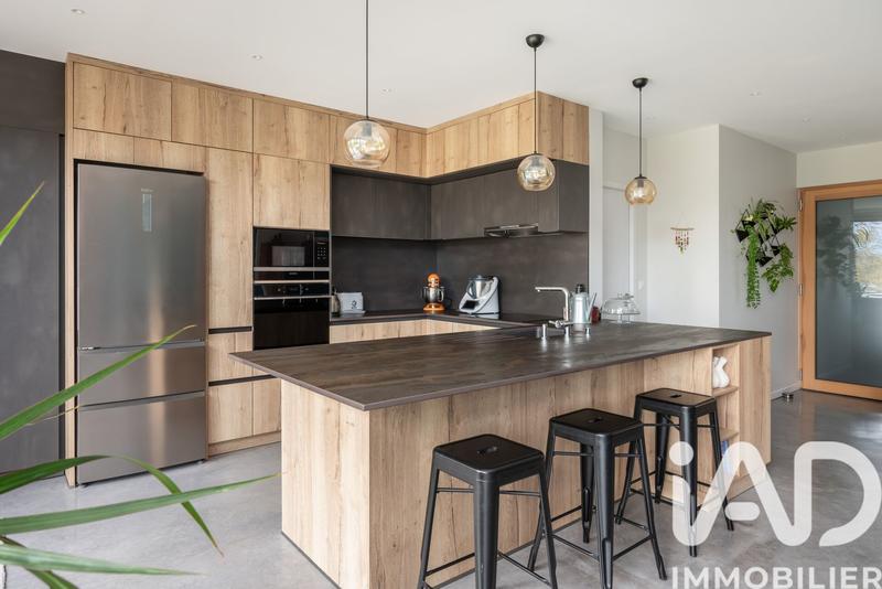 Maison - 156 m² - 8 pièces