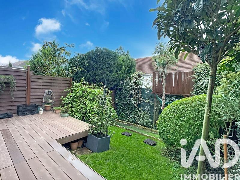 Maison - 104 m² - 4 pièces