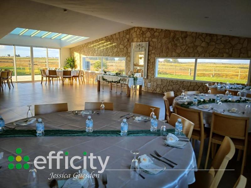 Maison - 270 m² - 11 pièces