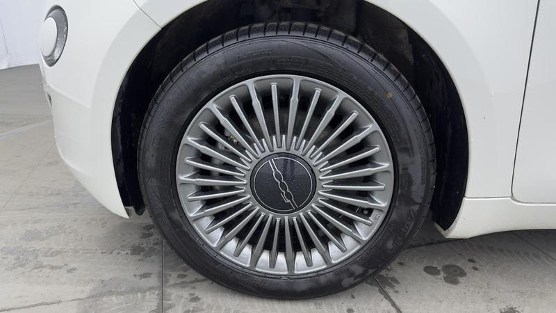 Fiat 500 500e Berline e 118 ch Icône