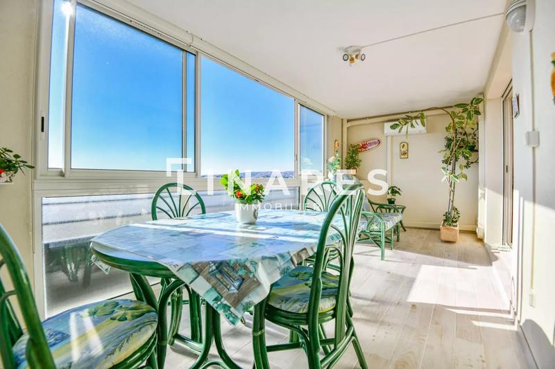 Appartement - 77 m² - 3 pièces