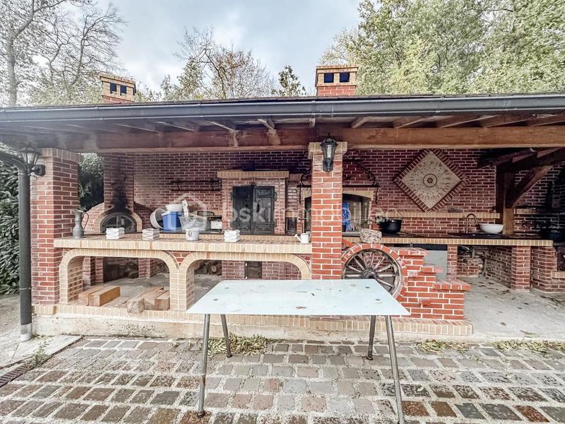 Demeure - 496 m² - 14 pièces