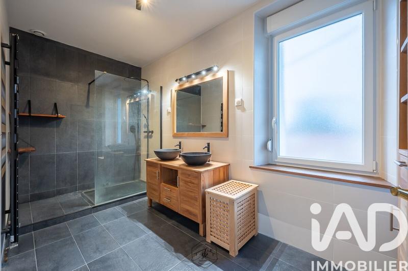 Maison de ville - 201 m² - 7 pièces