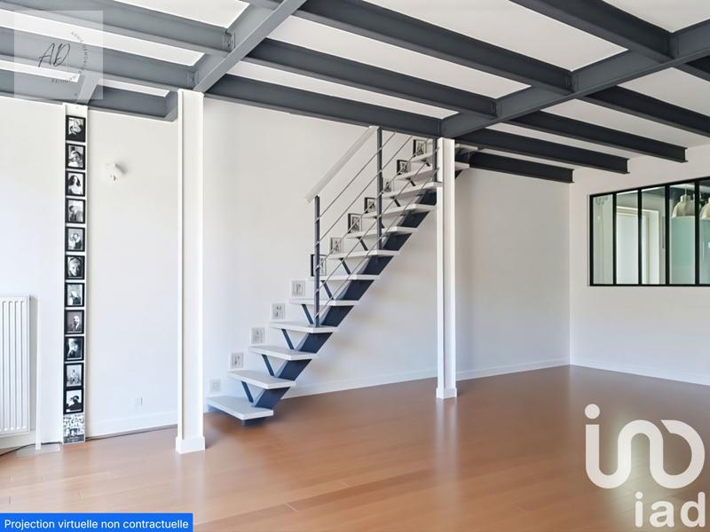 Loft - 85 m² - 4 pièces