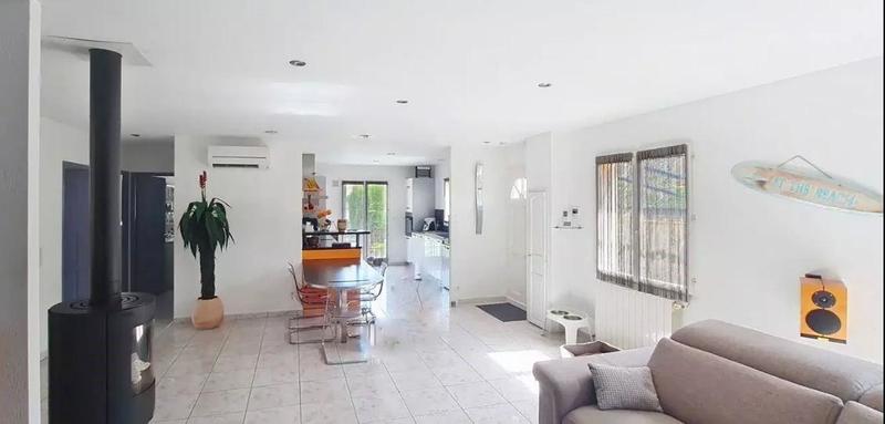 Villa - 122 m² - 5 pièces