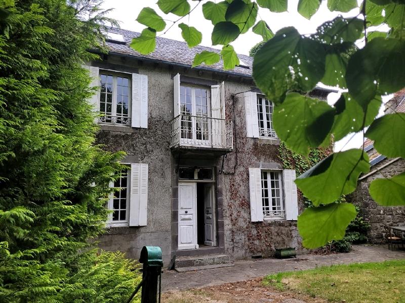 Maison - 160 m² - 7 pièces