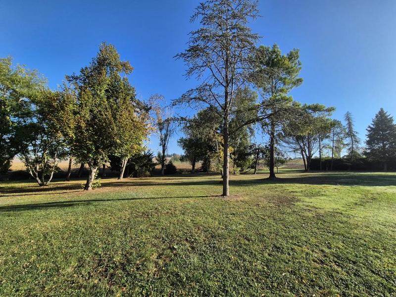 Maison - 137 m² - 5 pièces