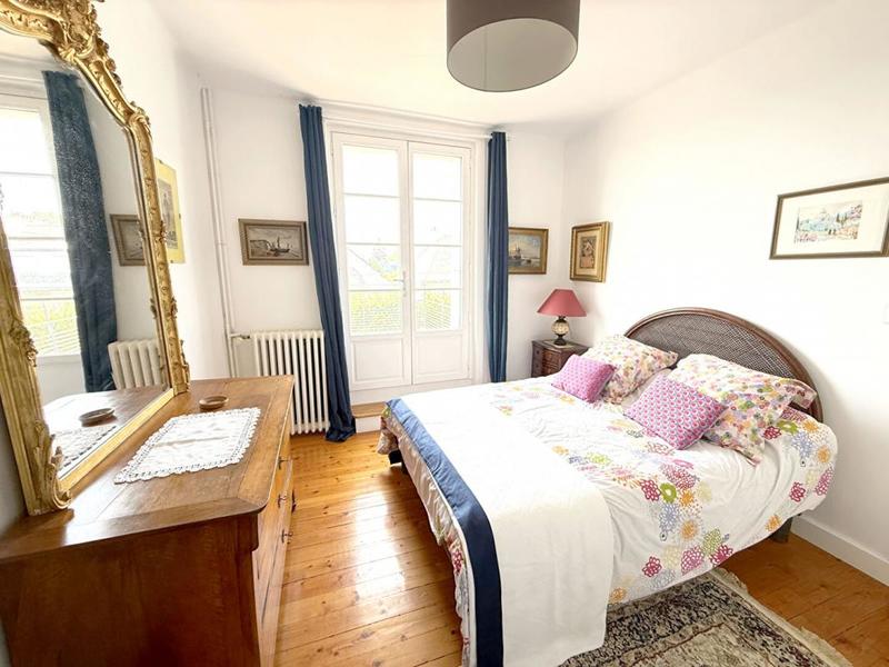 Villa - 163 m² - 7 pièces