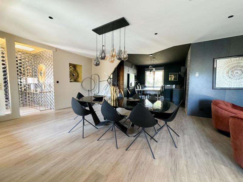 Villa - 160 m² - 5 pièces