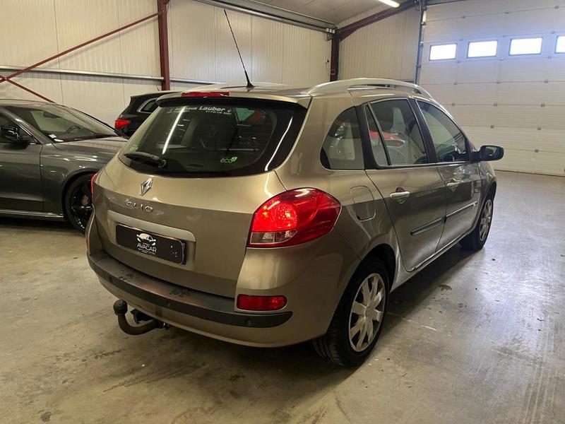 Renault Clio Estate III 1.2 i Tce 101 cv