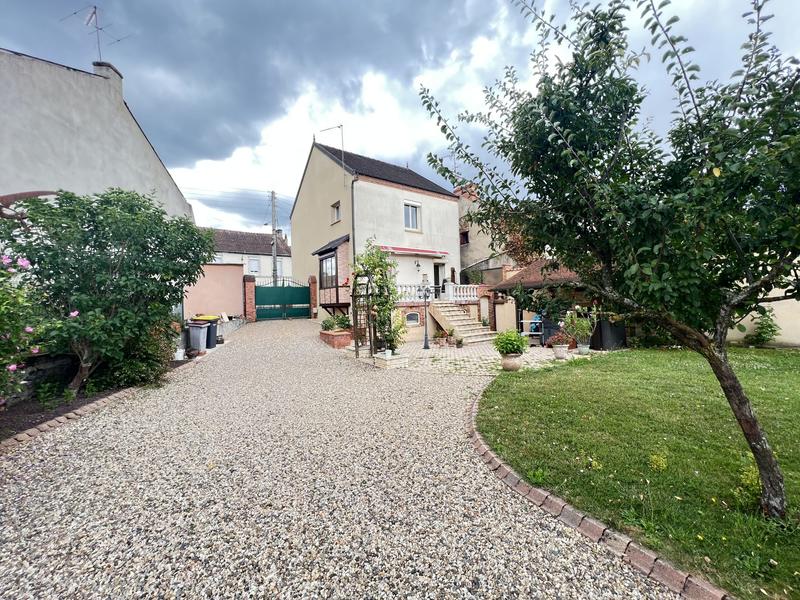 Maison - 130 m² - 4 pièces