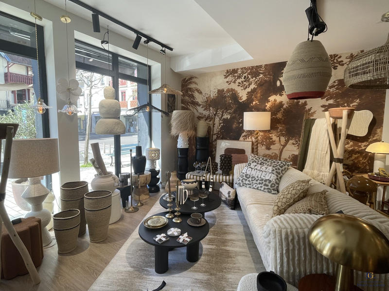 Fonds de commerce - Magasins - 80 m²