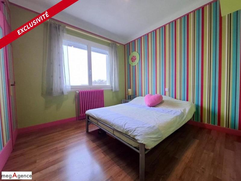 Maison - 220 m² - 7 pièces