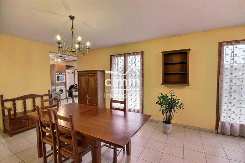 Maison - 135 m² - 5 pièces