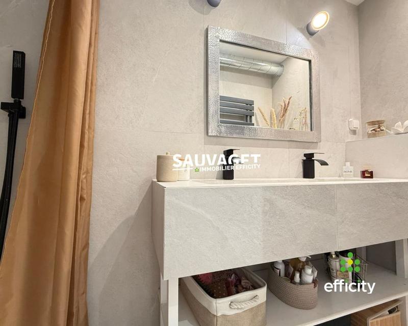 Appartement - 94 m² - 4 pièces
