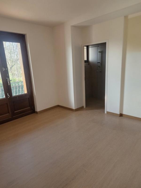 Appartement - 70 m² - 5 pièces