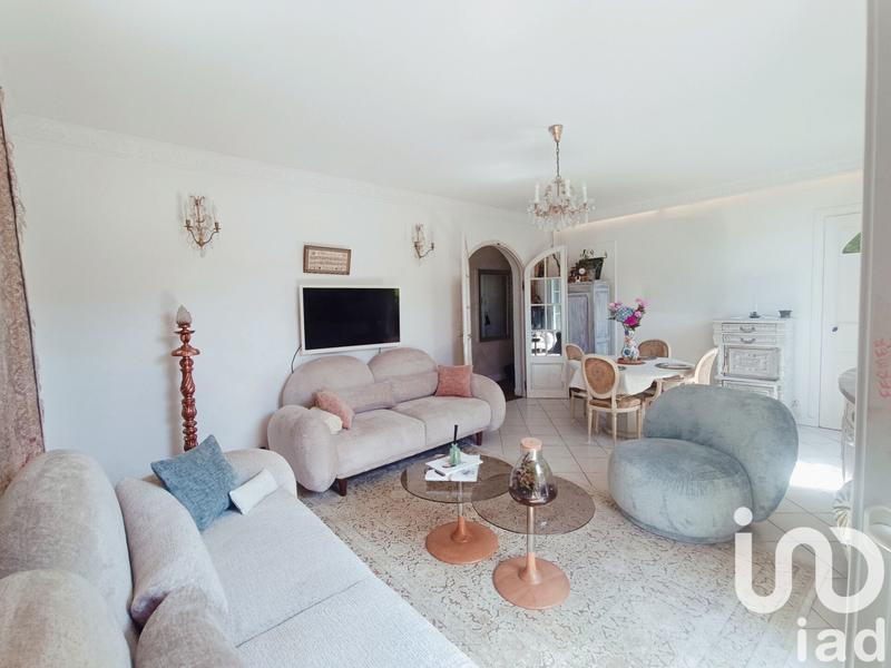 Maison - 294 m² - 8 pièces